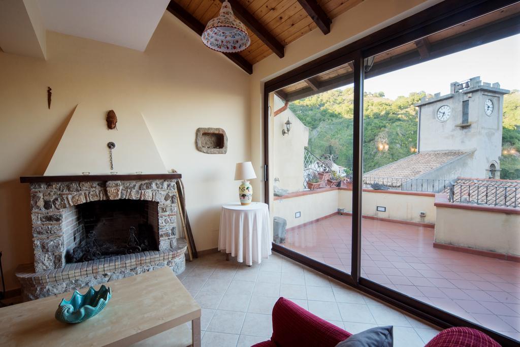 The Clock Houses Borgo Gallodoro 레토이아니 외부 사진