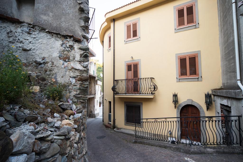 The Clock Houses Borgo Gallodoro 레토이아니 외부 사진
