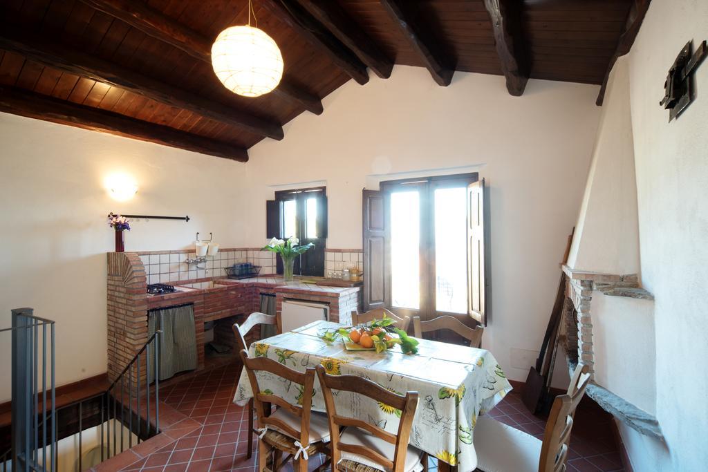 The Clock Houses Borgo Gallodoro 레토이아니 외부 사진